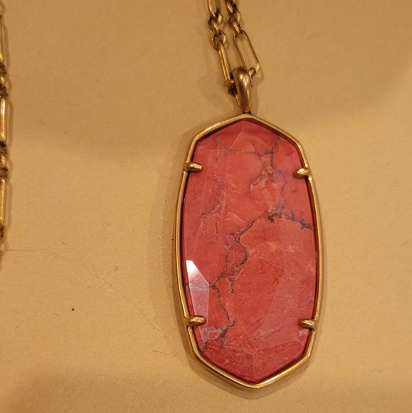 NWT LONG FACETED NECKLACE - Picture 10 of 10